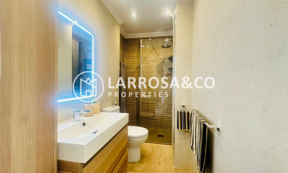 A Vendre - Apartment - Torrevieja - Nueva Torrevieja