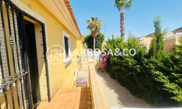 Reventa - Chalet - Orihuela costa - PAU 8