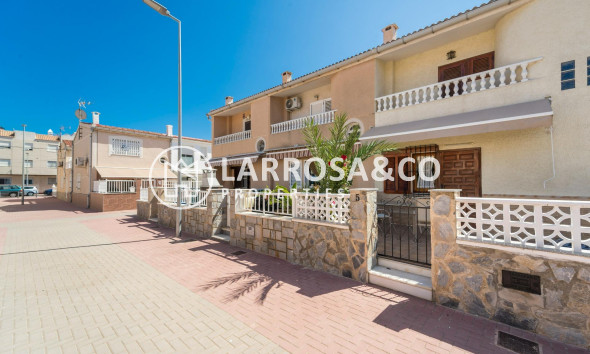 A Vendre - Semi-detached house - Torrevieja - Playa de los Naufragos