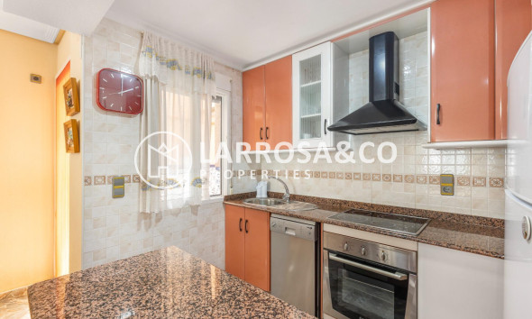 Resale - Semi-detached house - Los Alcázares - Centro