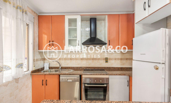 Resale - Semi-detached house - Los Alcázares - Centro