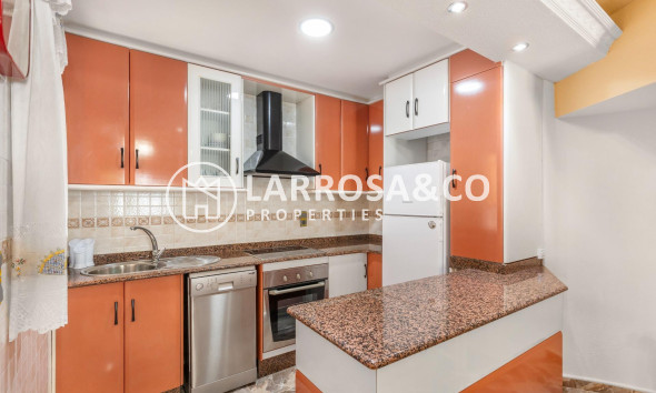 Resale - Semi-detached house - Los Alcázares - Centro