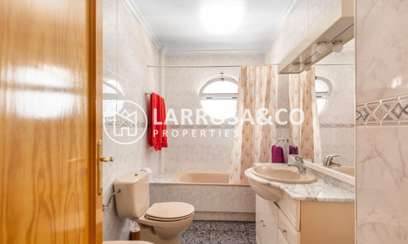 Resale - Semi-detached house - Los Alcázares - Centro