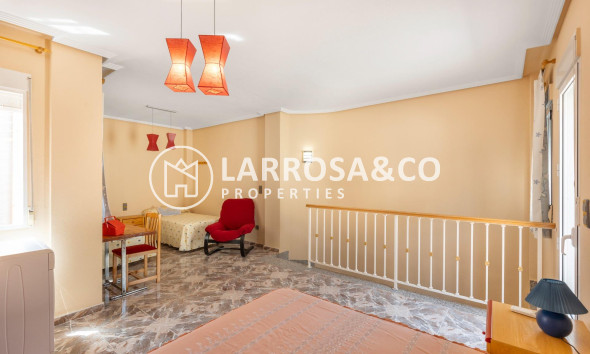 Resale - Semi-detached house - Los Alcázares - Centro