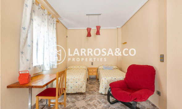 Resale - Semi-detached house - Los Alcázares - Centro
