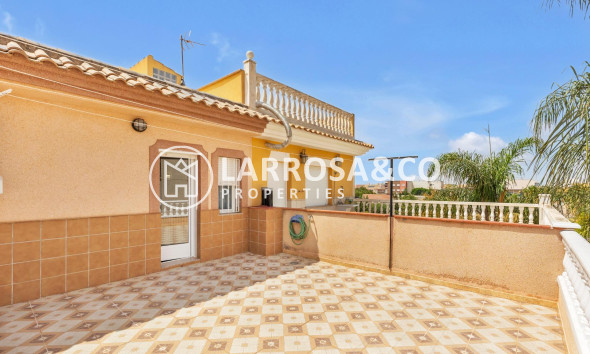 Resale - Semi-detached house - Los Alcázares - Centro