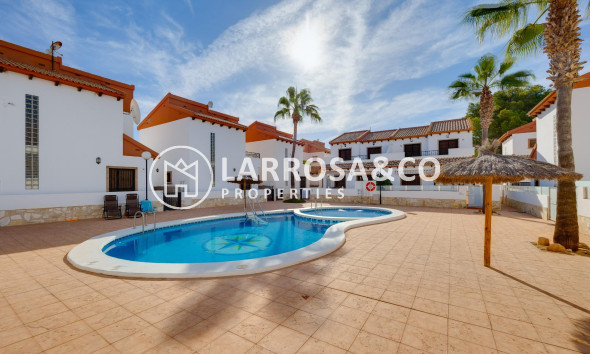 Reventa - Chalet - Orihuela costa - PAU 8