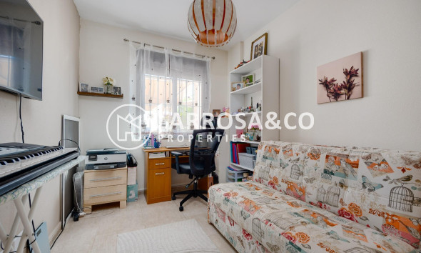 Reventa - Chalet - Orihuela costa - PAU 8