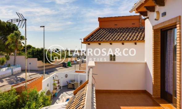 Reventa - Chalet - Orihuela costa - PAU 8