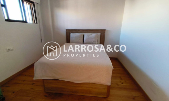 A Vendre - Penthouse  - Torrevieja - Cabo cervera