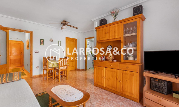 Resale - Apartment - Torrevieja - Estacion de autobuses