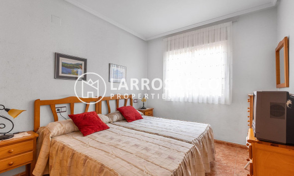 Resale - Apartment - Torrevieja - Estacion de autobuses