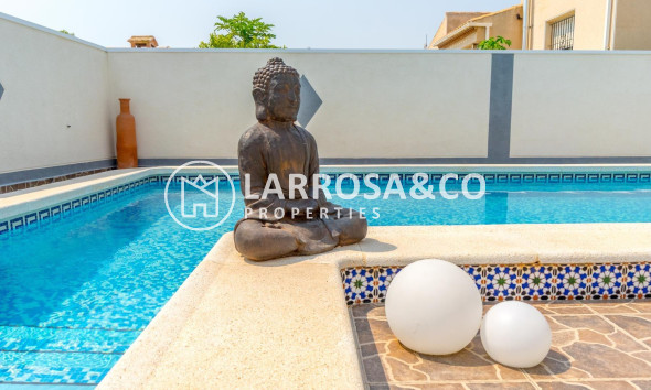 Herverkoop - Villa - Orihuela costa - Playa Flamenca