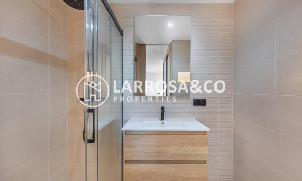 Resale - Apartment - Torrevieja - La Mata