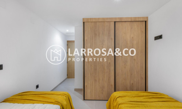 Resale - Apartment - Torrevieja - La Mata