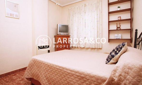 Resale - Apartment - Torrevieja - Playa del cura