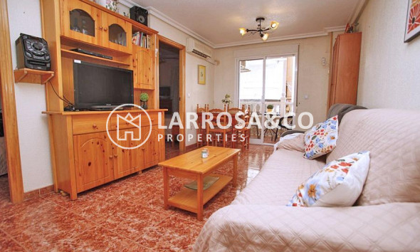 Resale - Apartment - Torrevieja - Playa del cura