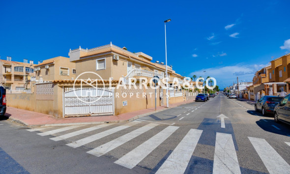 Вторичный рынок - Бунгало - Торревьеха - Los Frutales