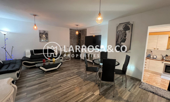 A Vendre - Villa - Torrevieja - Aguas Nuevas