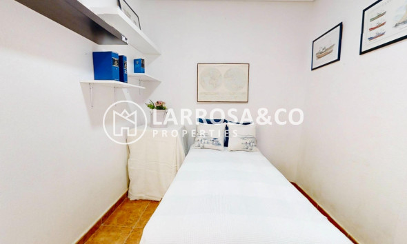 A Vendre - Apartment - Torrevieja - Centro