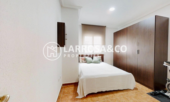 A Vendre - Apartment - Torrevieja - Centro