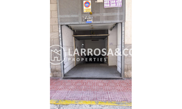 Reventa - Garaje - Torrevieja - Playa Los Locos