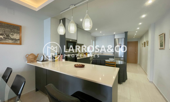 Resale - Apartment - Torrevieja - Playa del cura