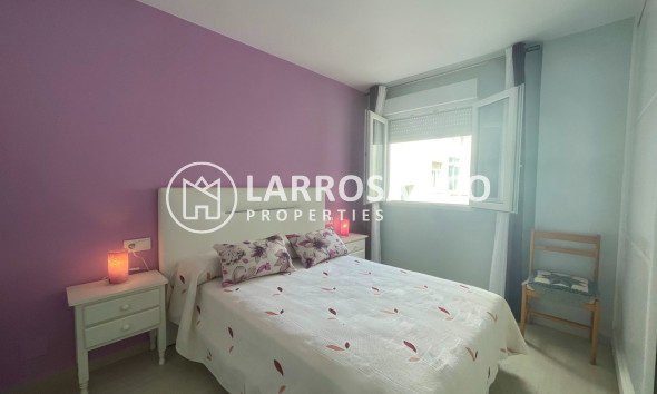 Resale - Apartment - Torrevieja - Playa del cura