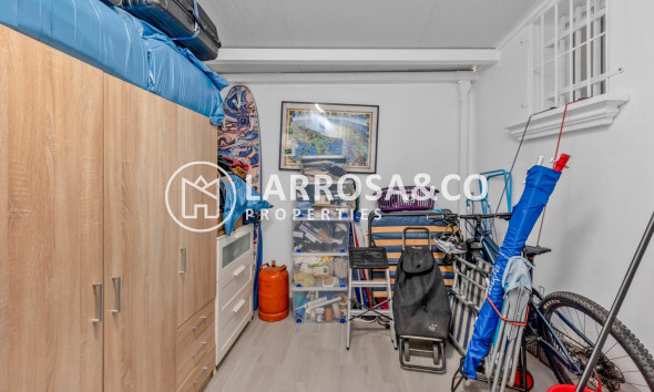 Resale - Apartment - Torrevieja - torrevieja