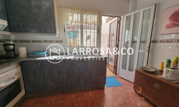 Resale - Semi-detached house - Orihuela costa - Playa Flamenca