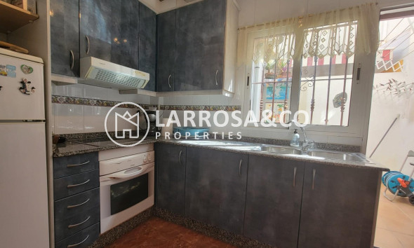Resale - Semi-detached house - Orihuela costa - Playa Flamenca