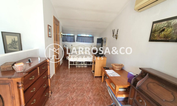 Resale - Semi-detached house - Orihuela costa - Playa Flamenca