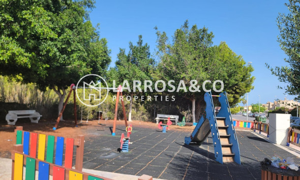 Resale - Semi-detached house - Orihuela costa - Playa Flamenca