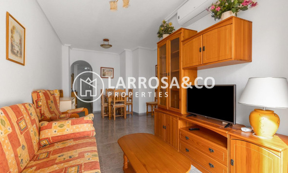 Resale - Apartment - Torrevieja - Centro