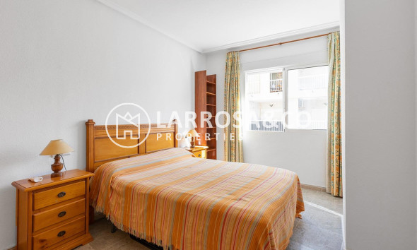 Resale - Apartment - Torrevieja - Centro