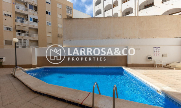 Resale - Apartment - Torrevieja - Centro