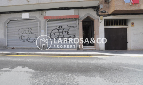 Resale - Apartment - Torrevieja - Centro