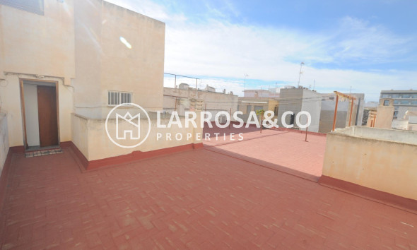 Resale - Apartment - Torrevieja - Centro