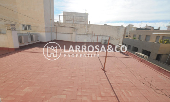 Resale - Apartment - Torrevieja - Centro
