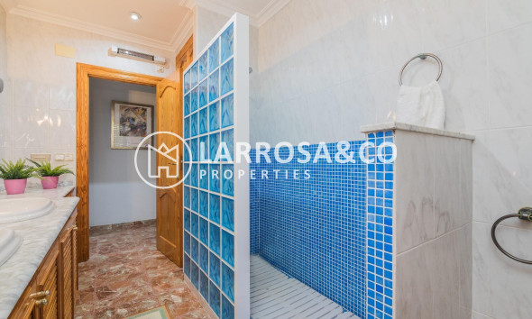 Resale - Detached House/Villa - Elche - Corte Ingles