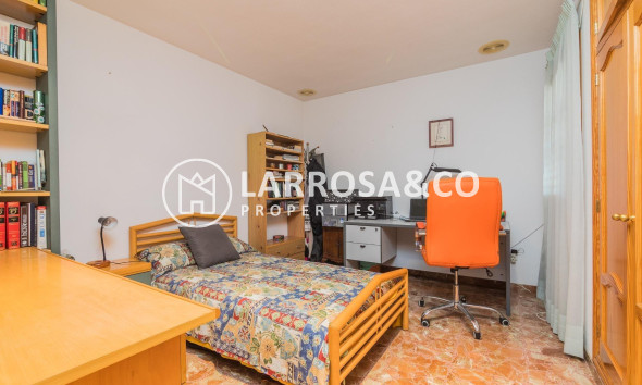 Resale - Detached House/Villa - Elche - Corte Ingles