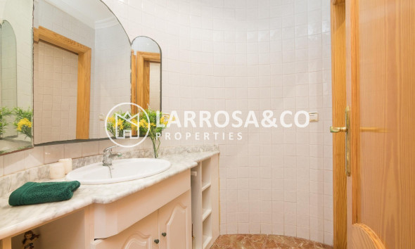 Resale - Detached House/Villa - Elche - Corte Ingles