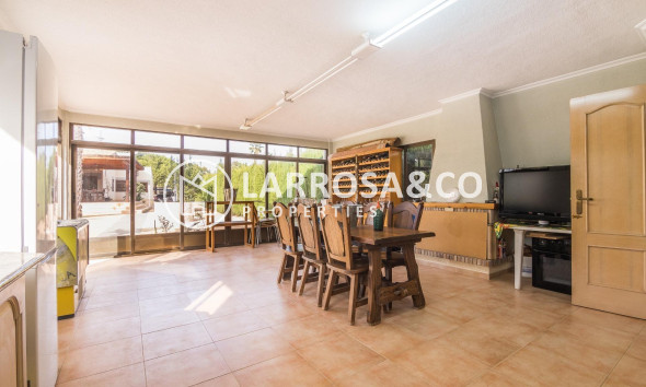 Resale - Detached House/Villa - Elche - Corte Ingles