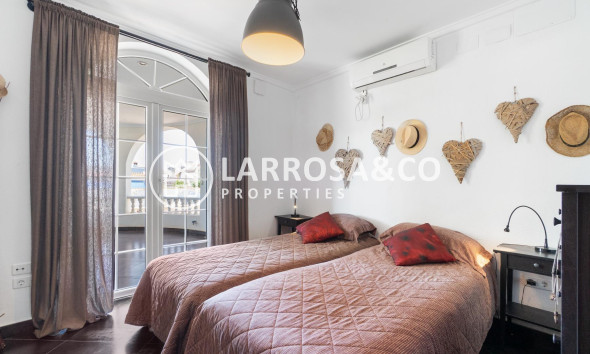 A Vendre - Villa - Torrevieja - La Siesta - El Salado - Torreta