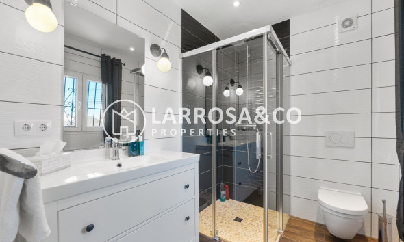 A Vendre - Villa - Torrevieja - La Siesta - El Salado - Torreta