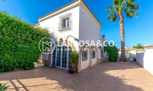 A Vendre - Villa - Torrevieja - La Siesta - El Salado - Torreta