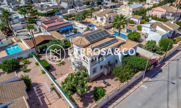 A Vendre - Villa - Torrevieja - La Siesta - El Salado - Torreta