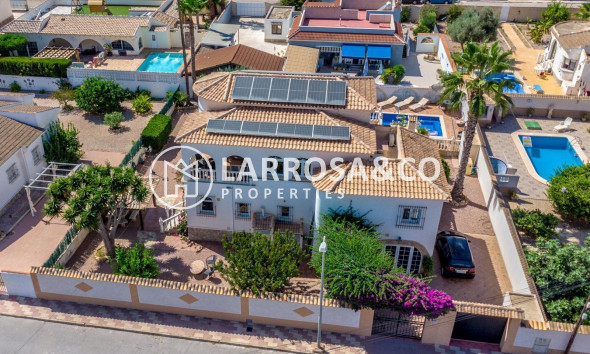 A Vendre - Villa - Torrevieja - La Siesta - El Salado - Torreta