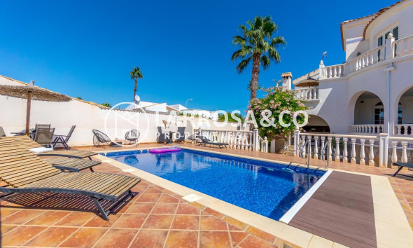 A Vendre - Villa - Torrevieja - La Siesta - El Salado - Torreta