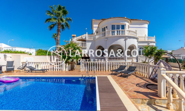 A Vendre - Villa - Torrevieja - La Siesta - El Salado - Torreta